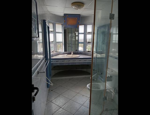 12 BEDROOM HOUSE FOR SALE IN ISIPINGO HILLS
